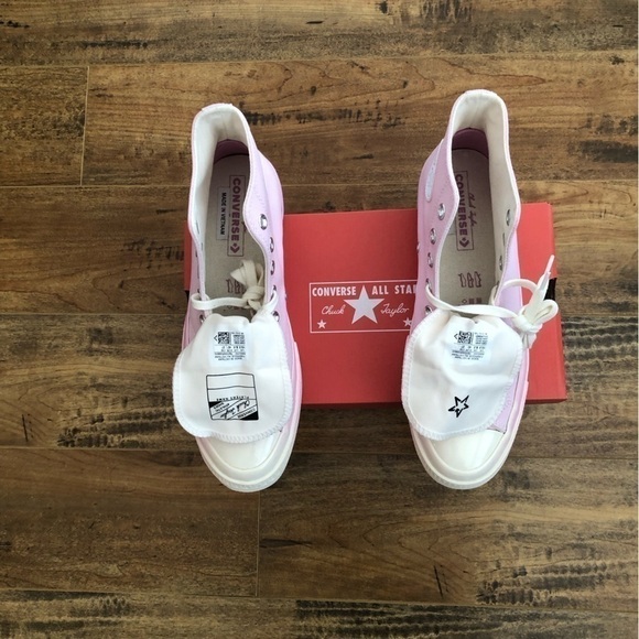 **HOST PICK** BNIB Converse Chuck 70 Pink Pastel Gradient High Top Women's 10.5 - Picture 12 of 12